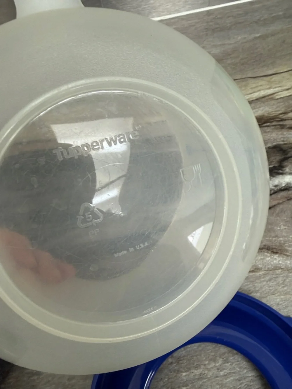 Tupperware Mix n Store - Picture 5 of 7